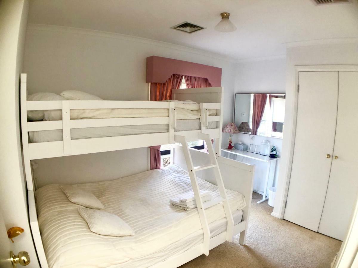 Melbourne Garden Bed And Breakfast Melton المظهر الخارجي الصورة